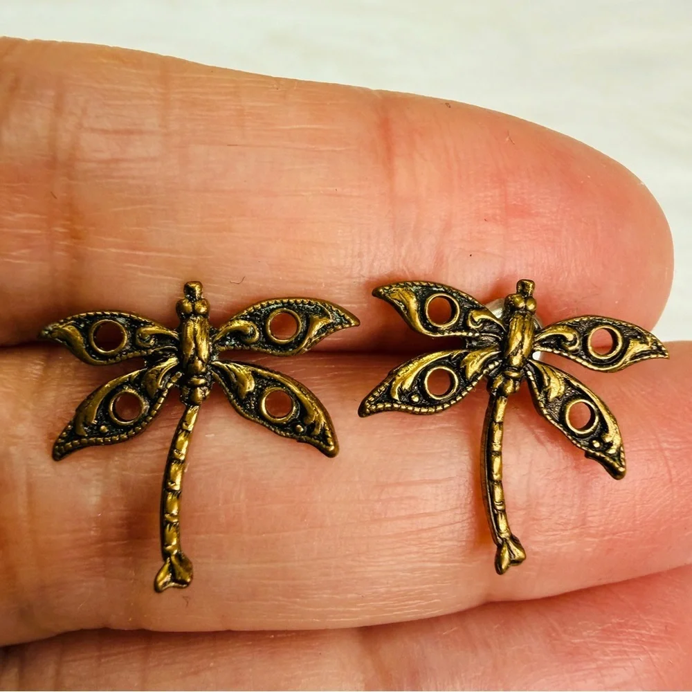 Vintage antique style, aged goldtone Dragonfly Pierced Stud Earrings